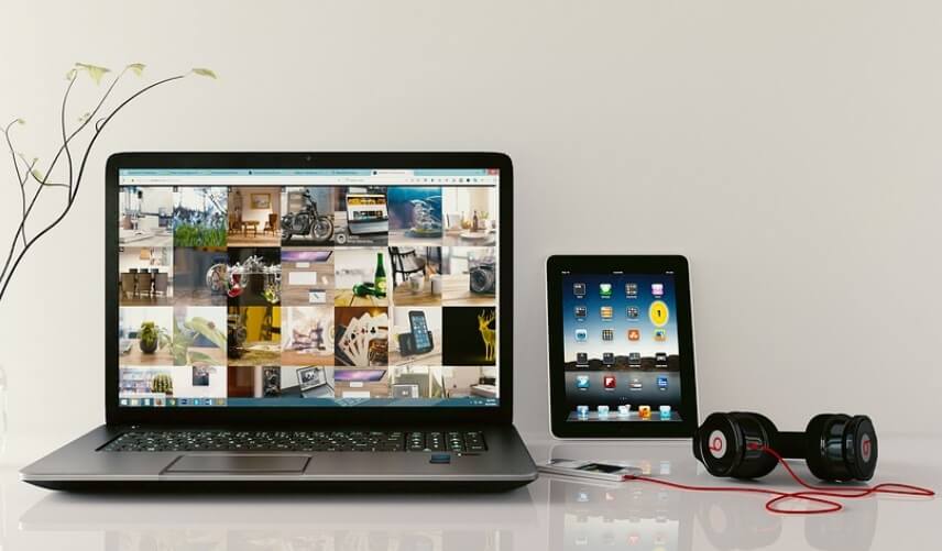 laptop-workstation-browsing-tablet-1483974 - Monoar_CGI_Artist_tinyXtra